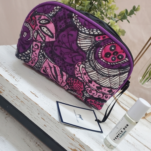 Dabney Lee Makeup Case & The Lyfestyle Co. Temple Rub Calming EssOil. Bundle - Picture 2 of 12